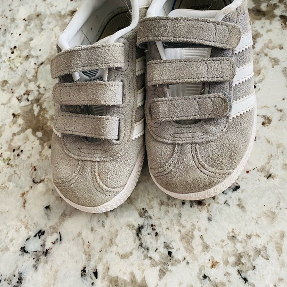 Adidas - Picture 5 of 5